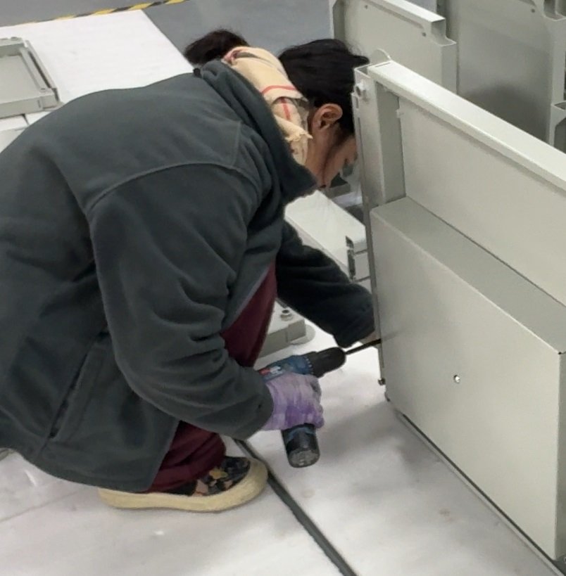 base installation process for medical cart structural assembly by Juyi Medical