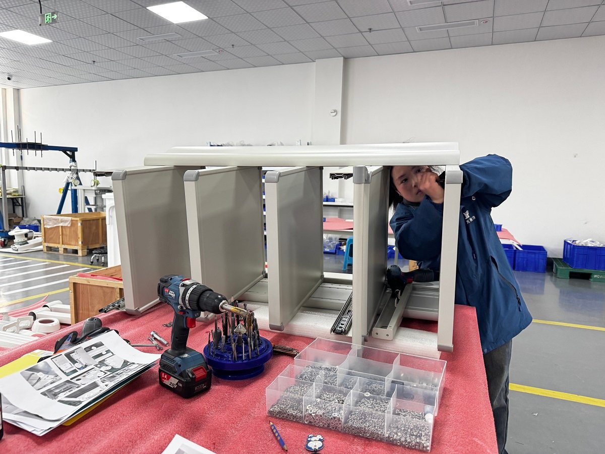 medical endoscope cart assembly process in factory